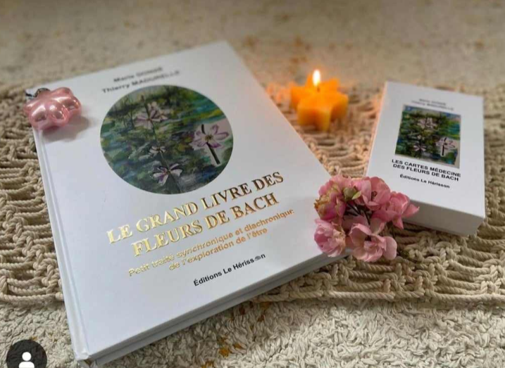 Le Grand Livre des Fleurs de Bach et les Cartes Médecine — Marie Donzé